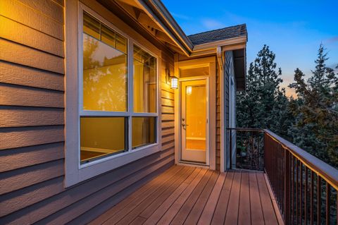 Tiny photo for 3269 NW Fairway Heights Drive, Bend, OR 97703 (MLS # 220212962)