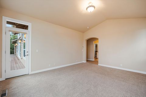 Tiny photo for 3269 NW Fairway Heights Drive, Bend, OR 97703 (MLS # 220212962)