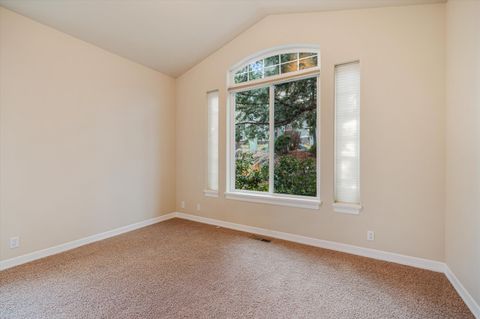 Tiny photo for 3269 NW Fairway Heights Drive, Bend, OR 97703 (MLS # 220212962)