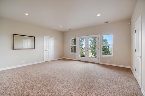 Tiny photo for 3269 NW Fairway Heights Drive, Bend, OR 97703 (MLS # 220212962)