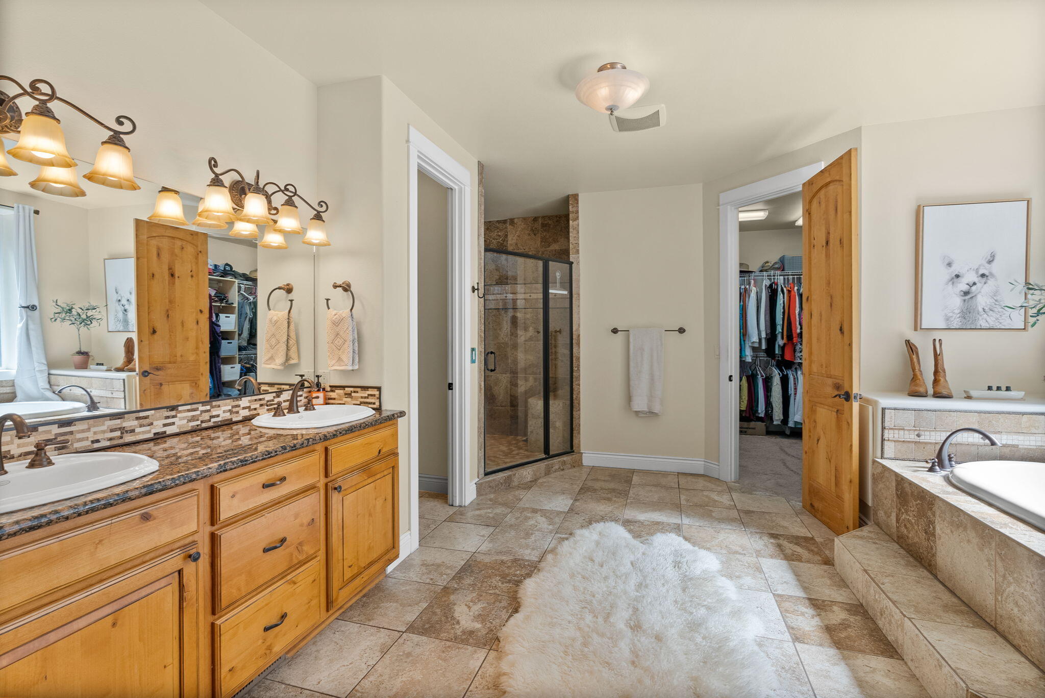 Majestic Ridge - Residential