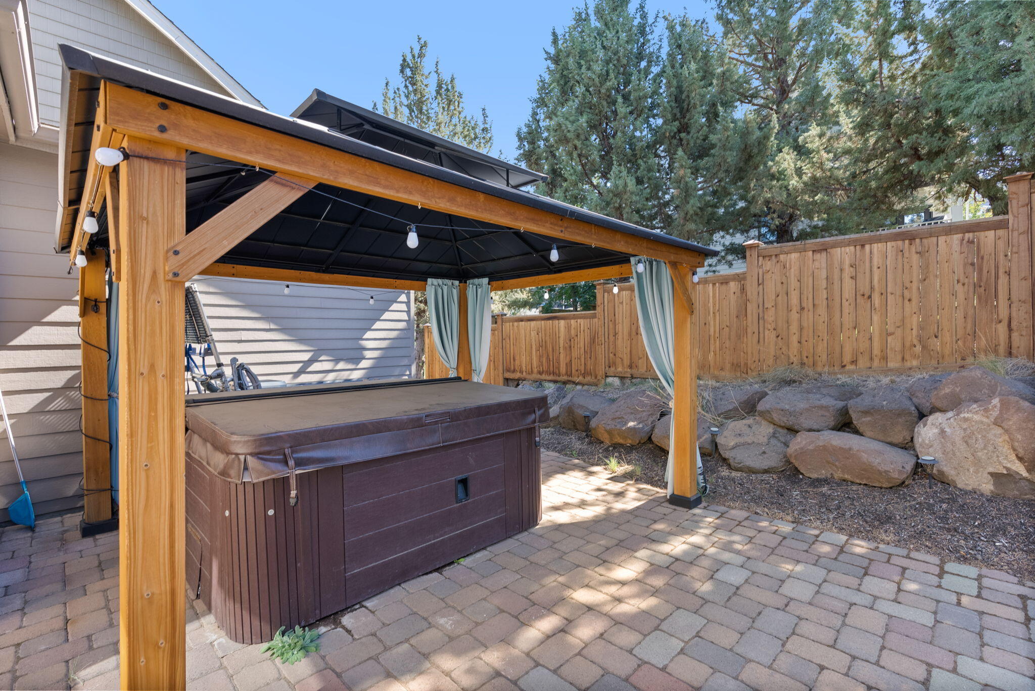 Majestic Ridge - Residential