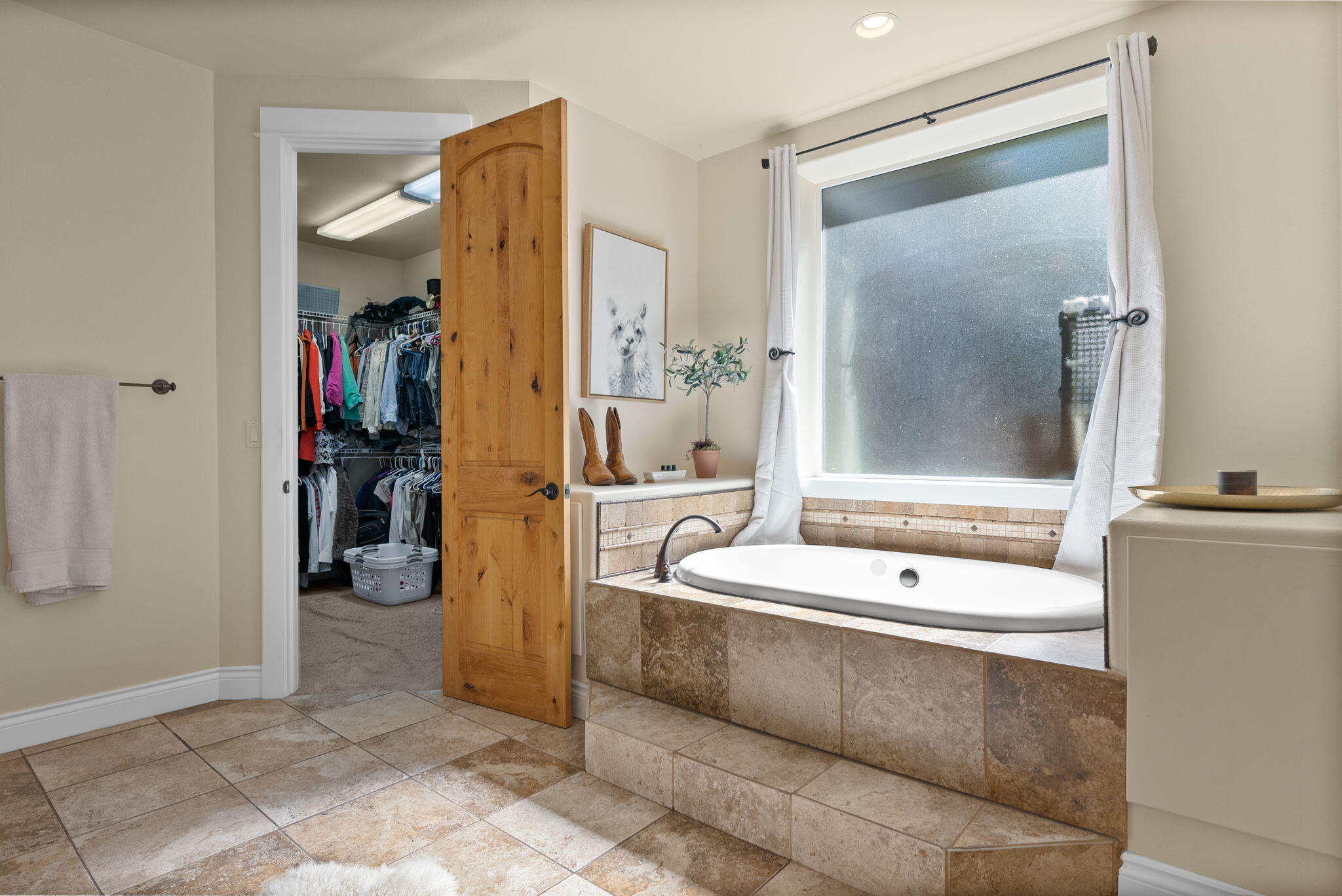 Majestic Ridge - Residential