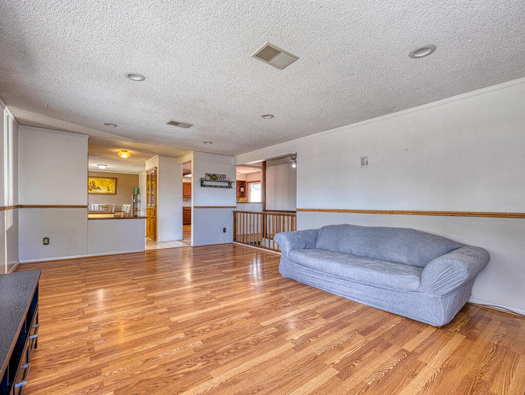 Moyina - Residential