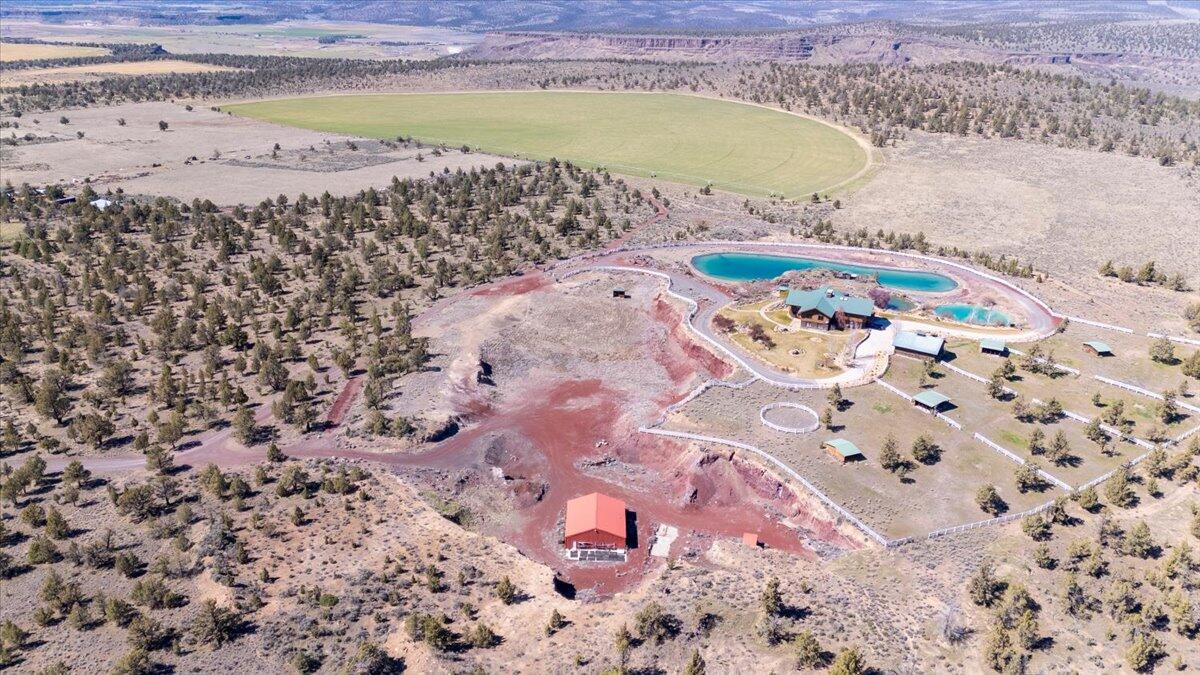 1299 NW McDaniel Road