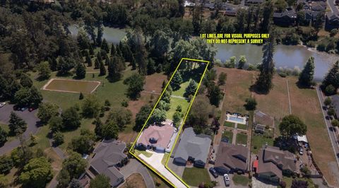 Tiny photo for 1211 SW Ironwood Drive, Grants Pass, OR 97526 (MLS # 220221778)