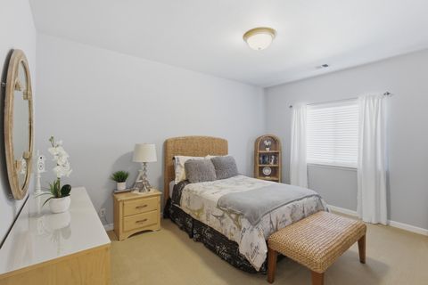 Tiny photo for 1211 SW Ironwood Drive, Grants Pass, OR 97526 (MLS # 220221778)