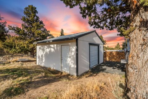 Tiny photo for 7573 SE Quail Canyon Road, Prineville, OR 97754 (MLS # 220212464)