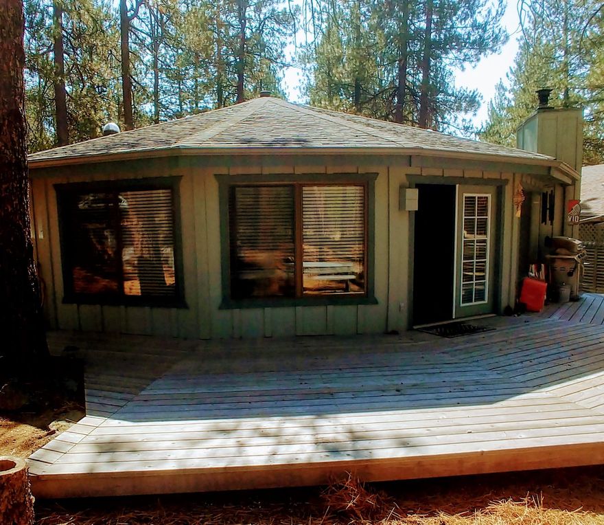 Great location!  Close to Fort Rock Park.