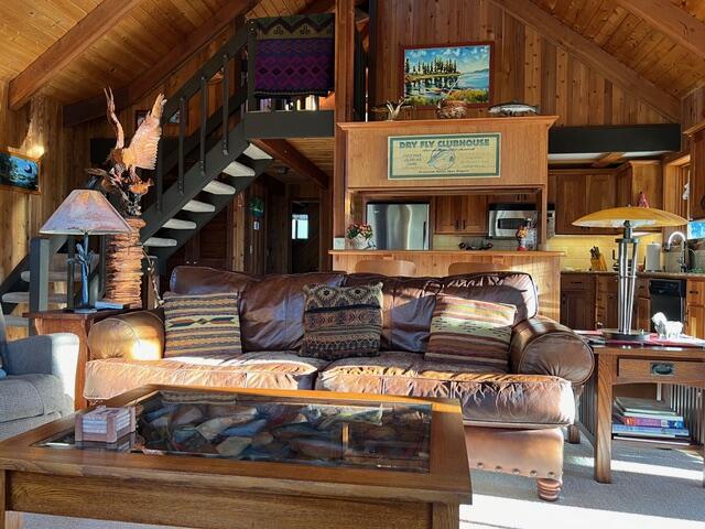 Metolius Meadows - Residential