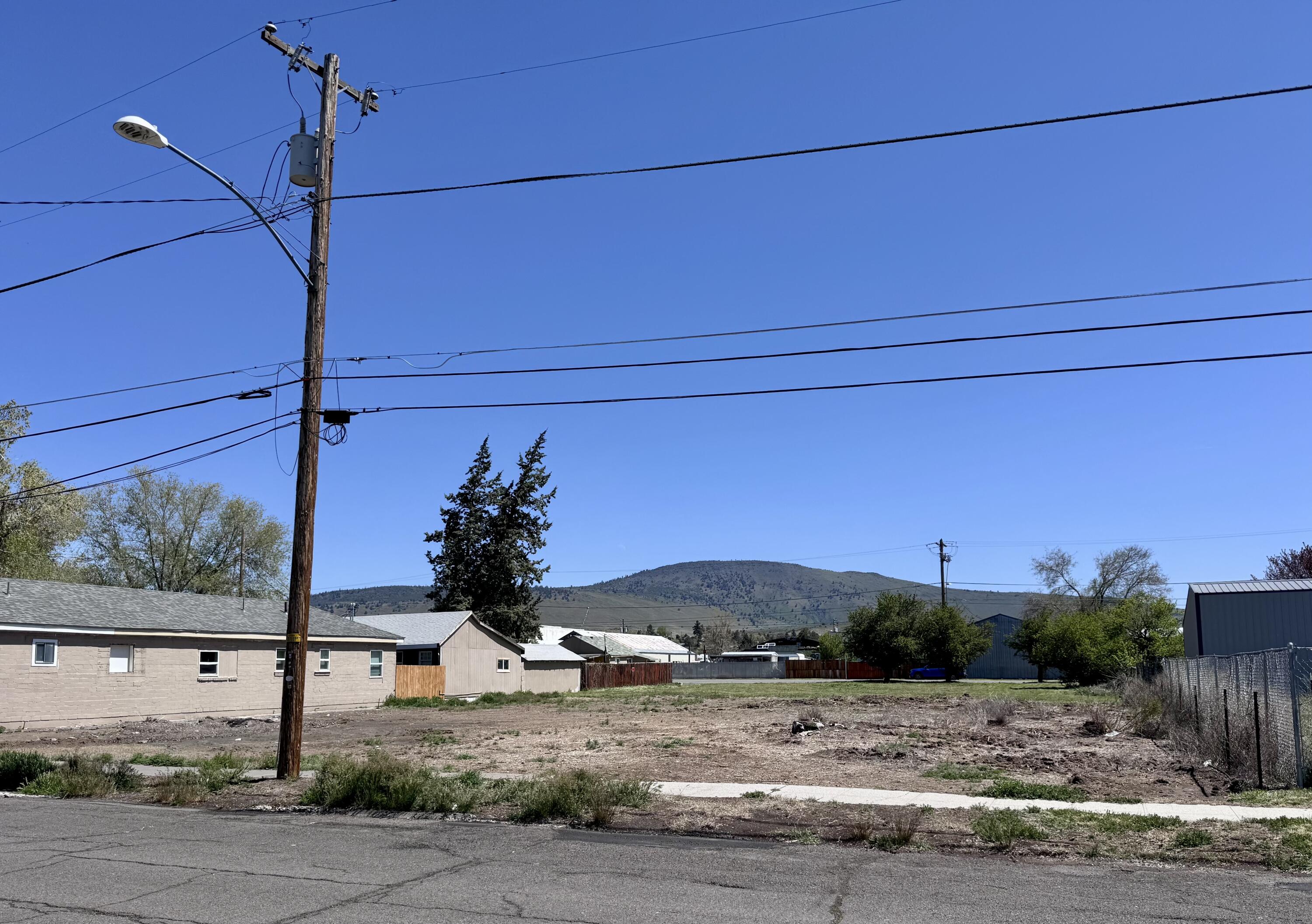 337 Commercial Street 3000 & 3101