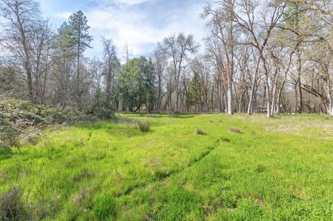 Tiny photo for 444 Sheraton Drive, Williams, OR 97544 (MLS # 220217827)