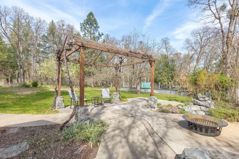 Tiny photo for 444 Sheraton Drive, Williams, OR 97544 (MLS # 220217827)