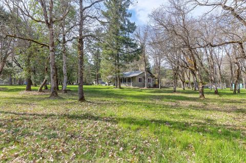 Tiny photo for 444 Sheraton Drive, Williams, OR 97544 (MLS # 220217827)