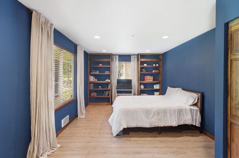 Tiny photo for 444 Sheraton Drive, Williams, OR 97544 (MLS # 220217827)