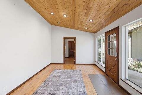 Tiny photo for 444 Sheraton Drive, Williams, OR 97544 (MLS # 220217827)