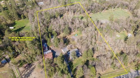 Tiny photo for 444 Sheraton Drive, Williams, OR 97544 (MLS # 220217827)