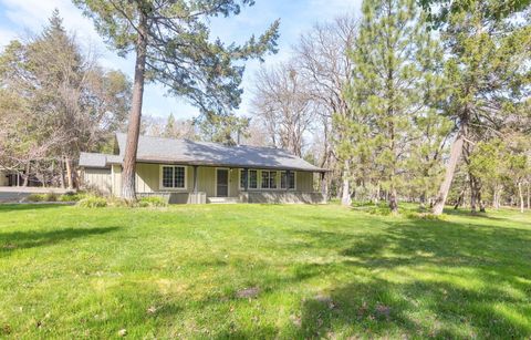 Tiny photo for 444 Sheraton Drive, Williams, OR 97544 (MLS # 220217827)