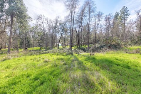 Tiny photo for 444 Sheraton Drive, Williams, OR 97544 (MLS # 220217827)
