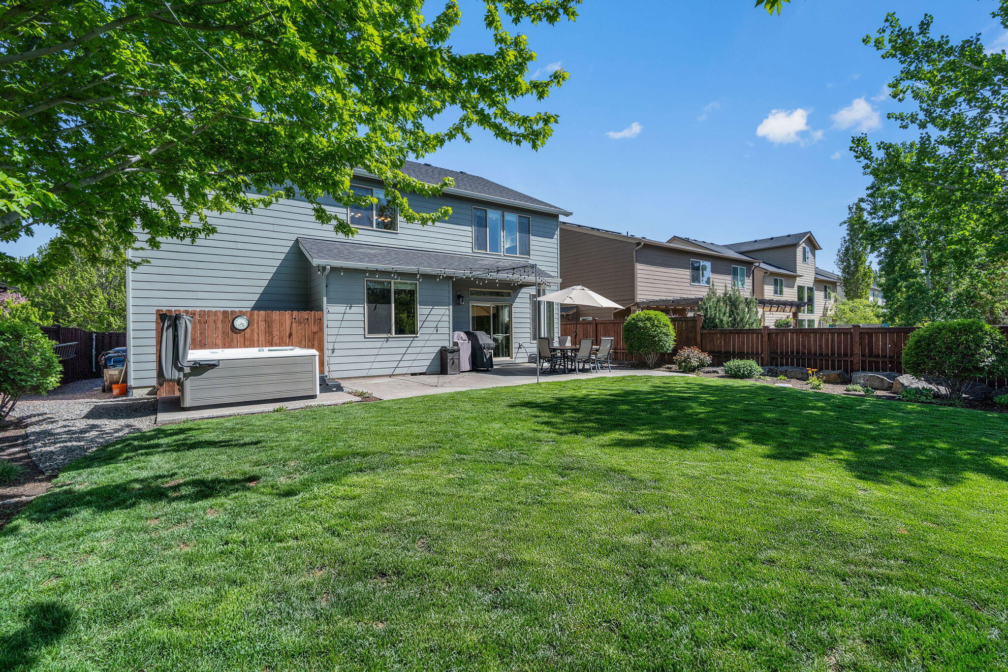 Lava Ridges - Residential