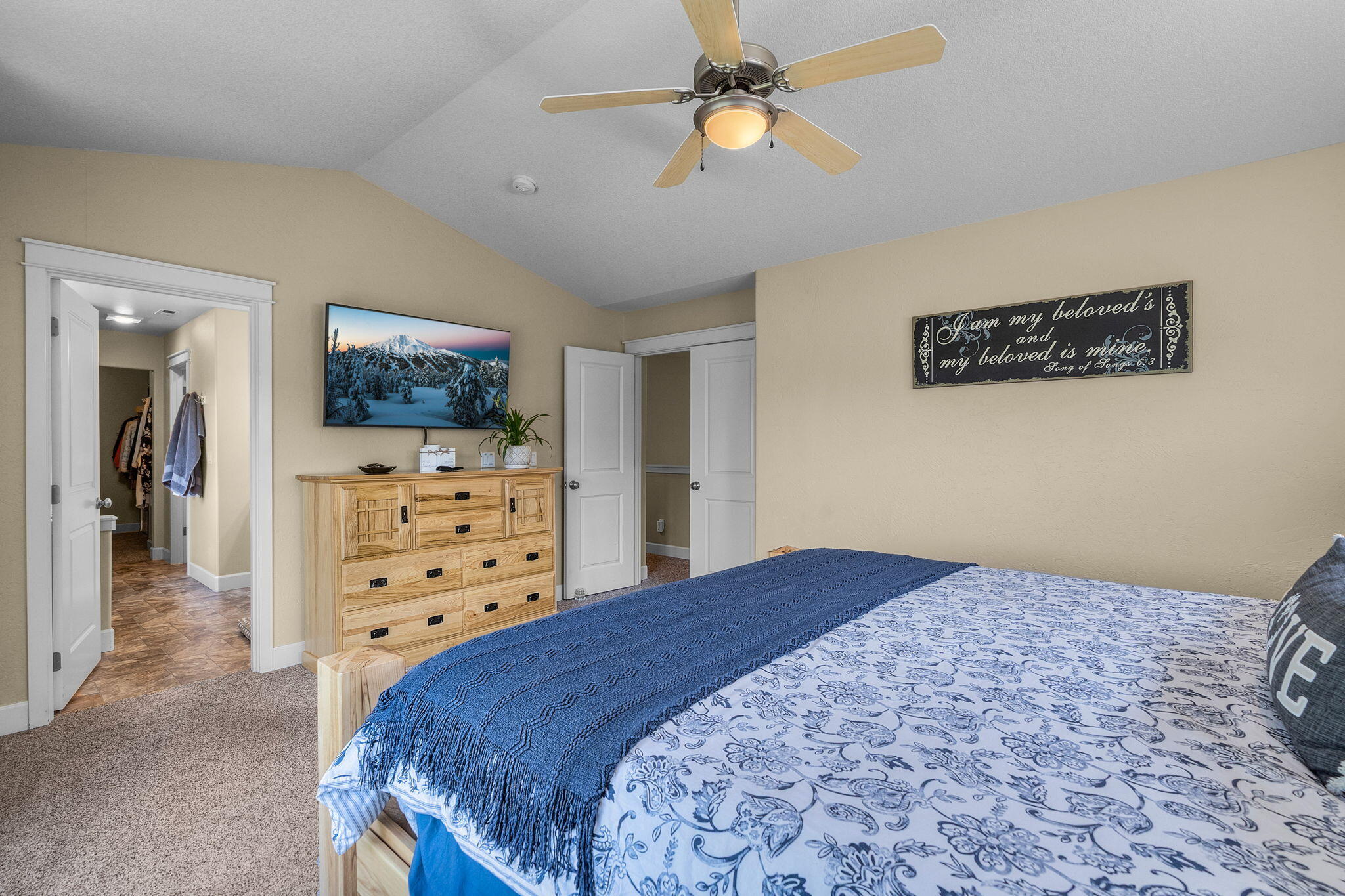 Lava Ridges - Residential