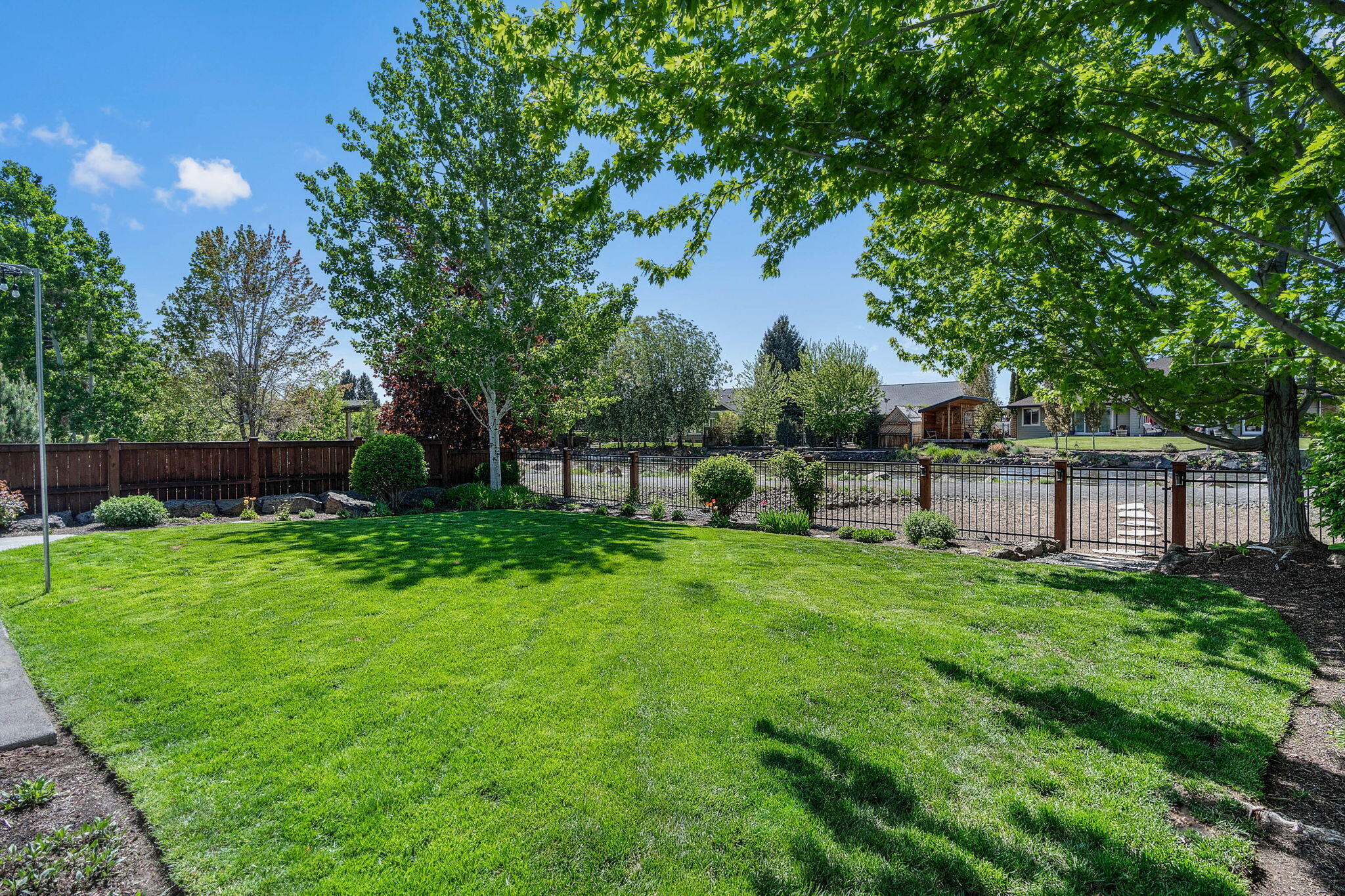 Lava Ridges - Residential