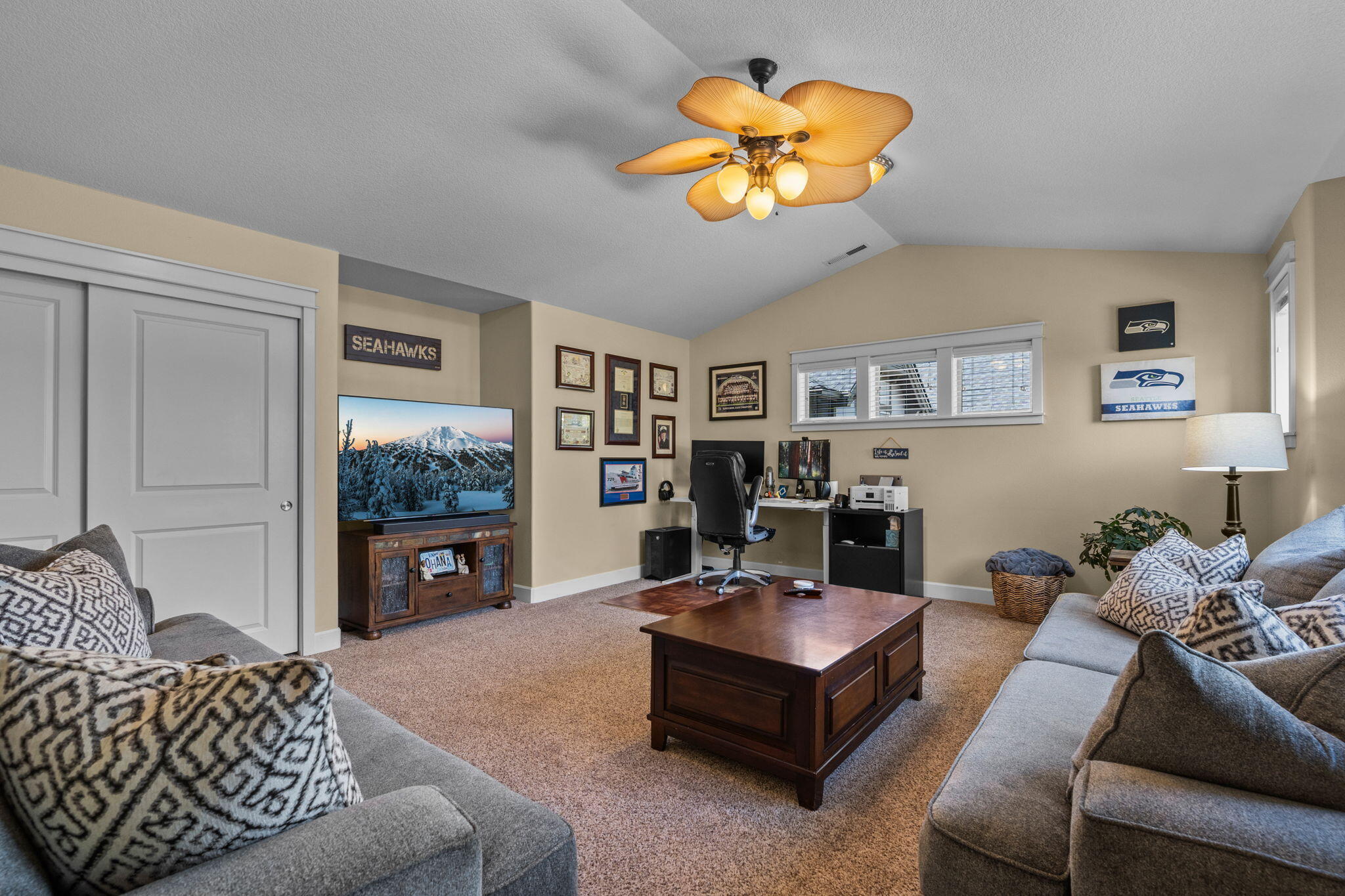 Lava Ridges - Residential