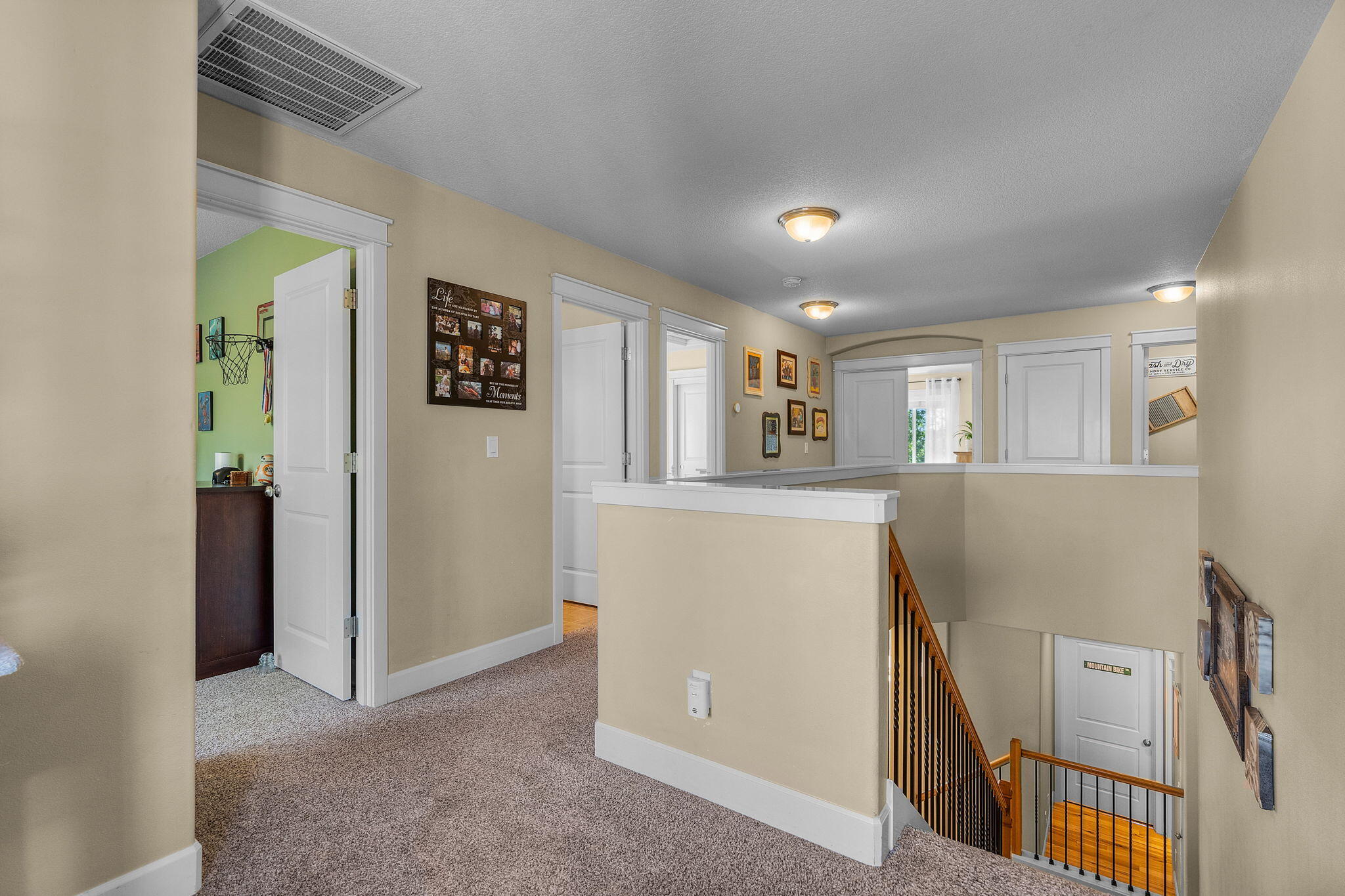 Lava Ridges - Residential