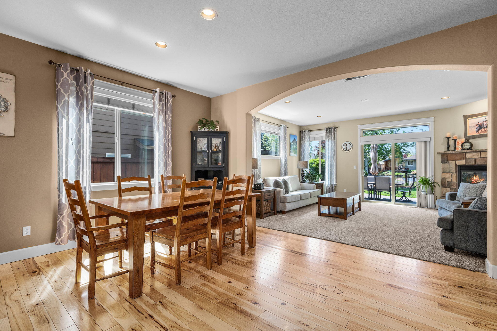 Lava Ridges - Residential