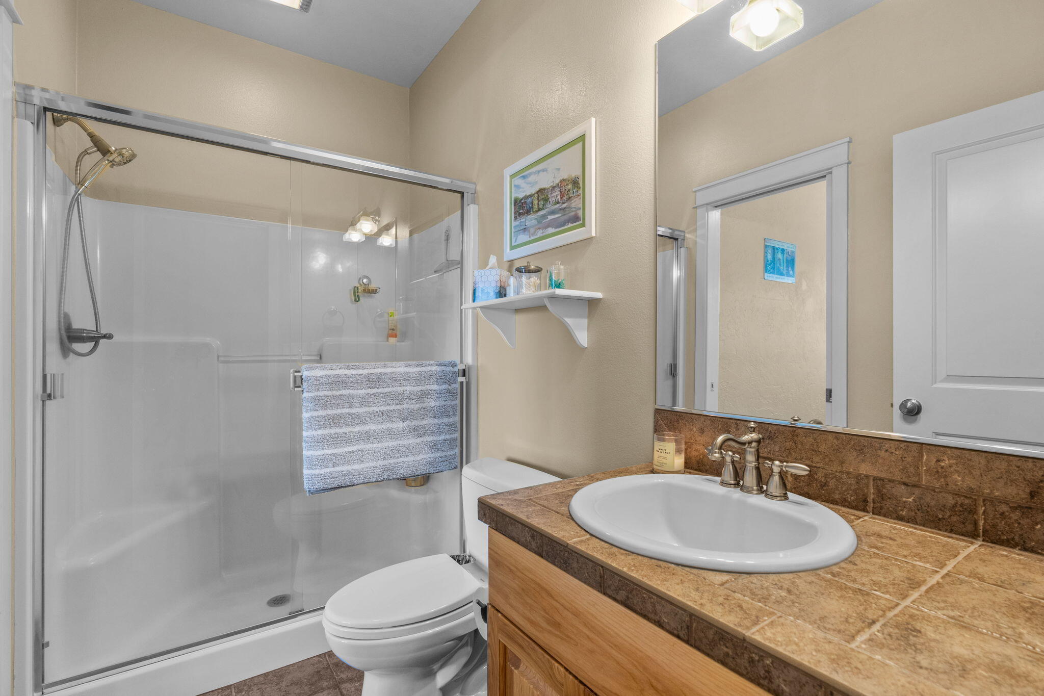 Lava Ridges - Residential