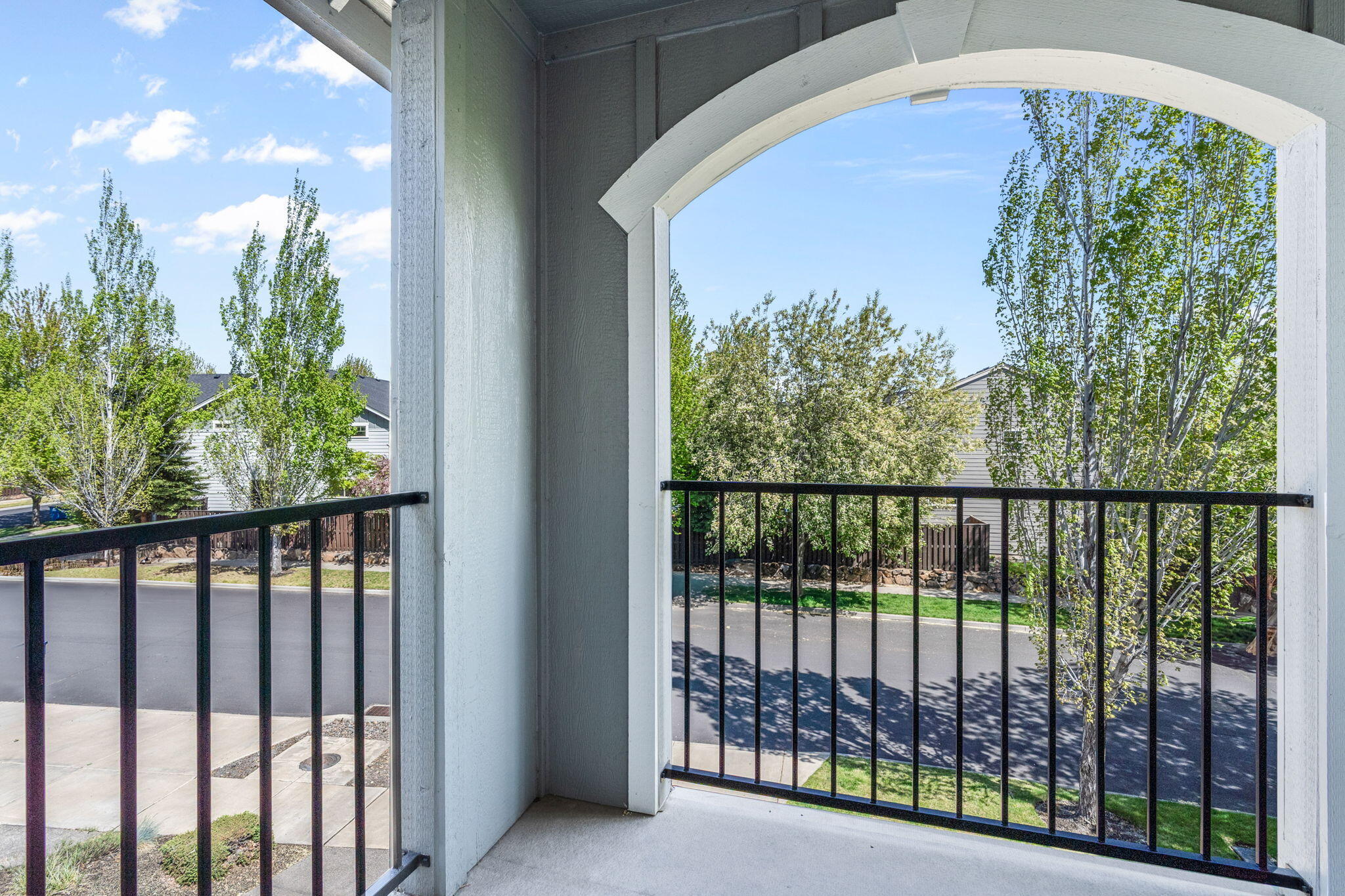 Lava Ridges - Residential