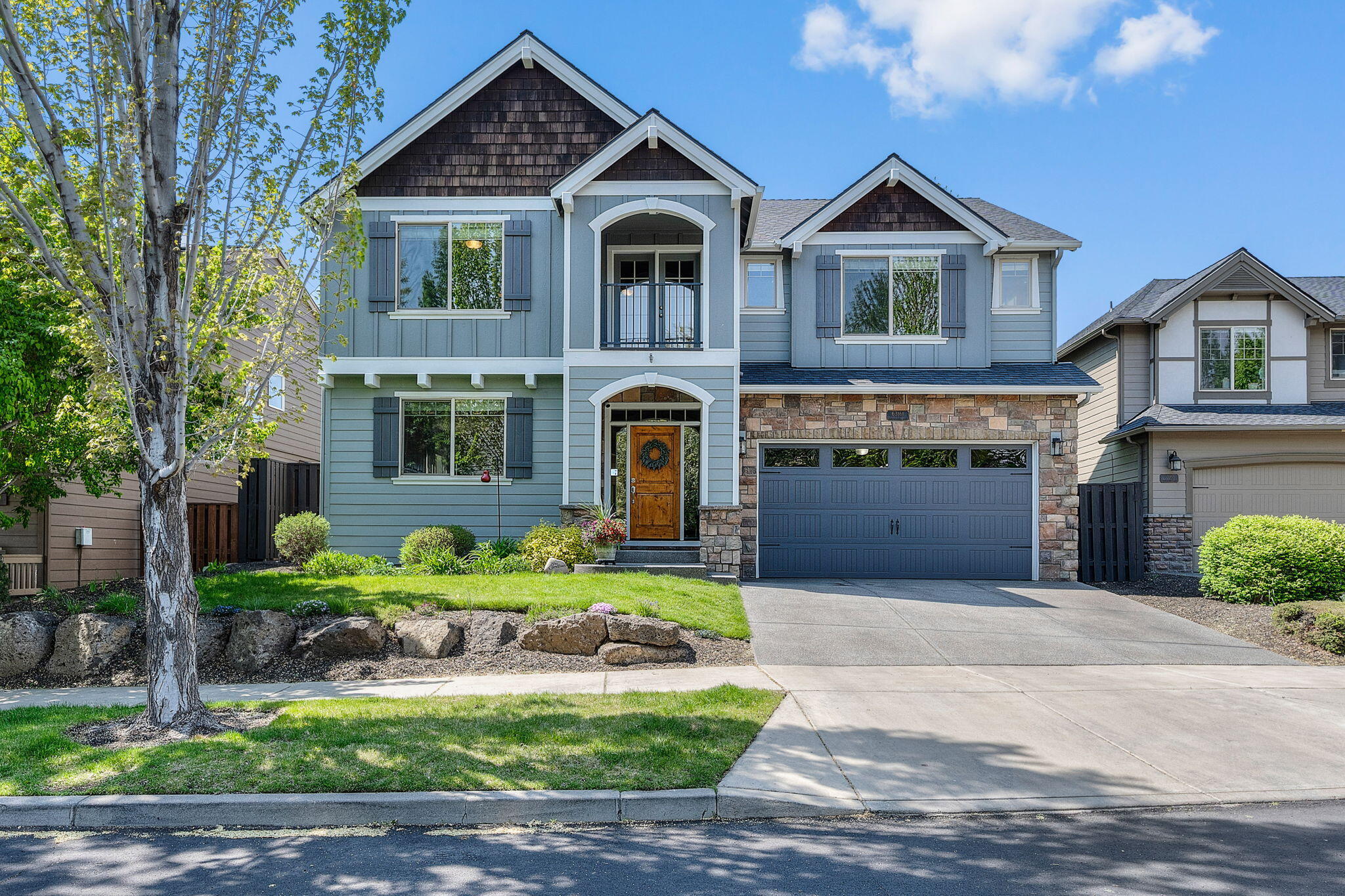 Lava Ridges - Residential