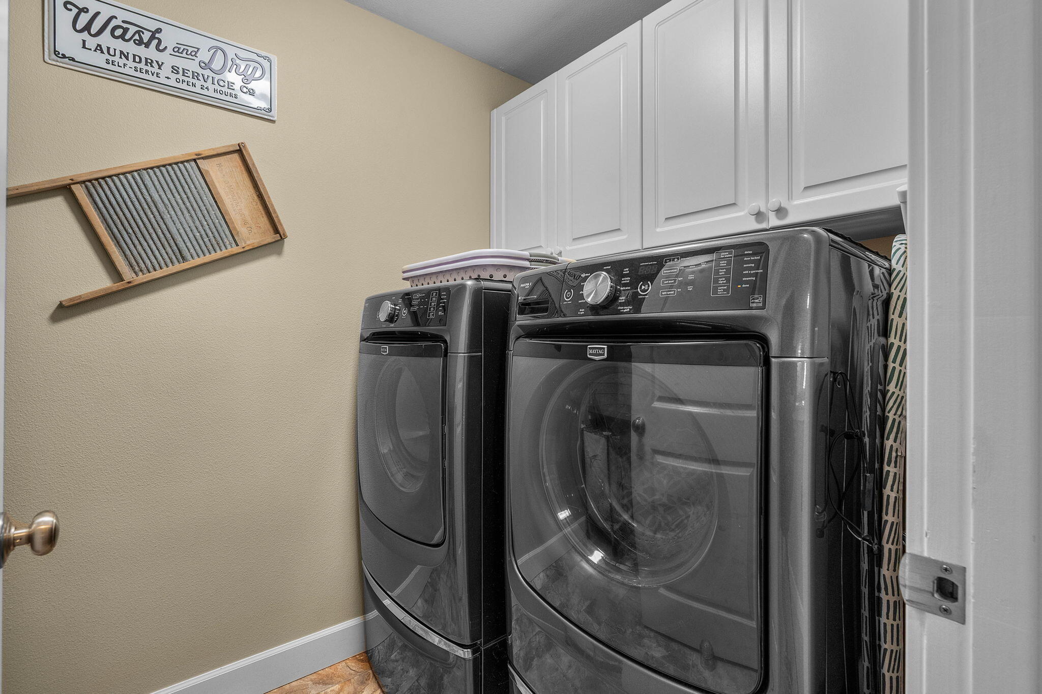 Lava Ridges - Residential