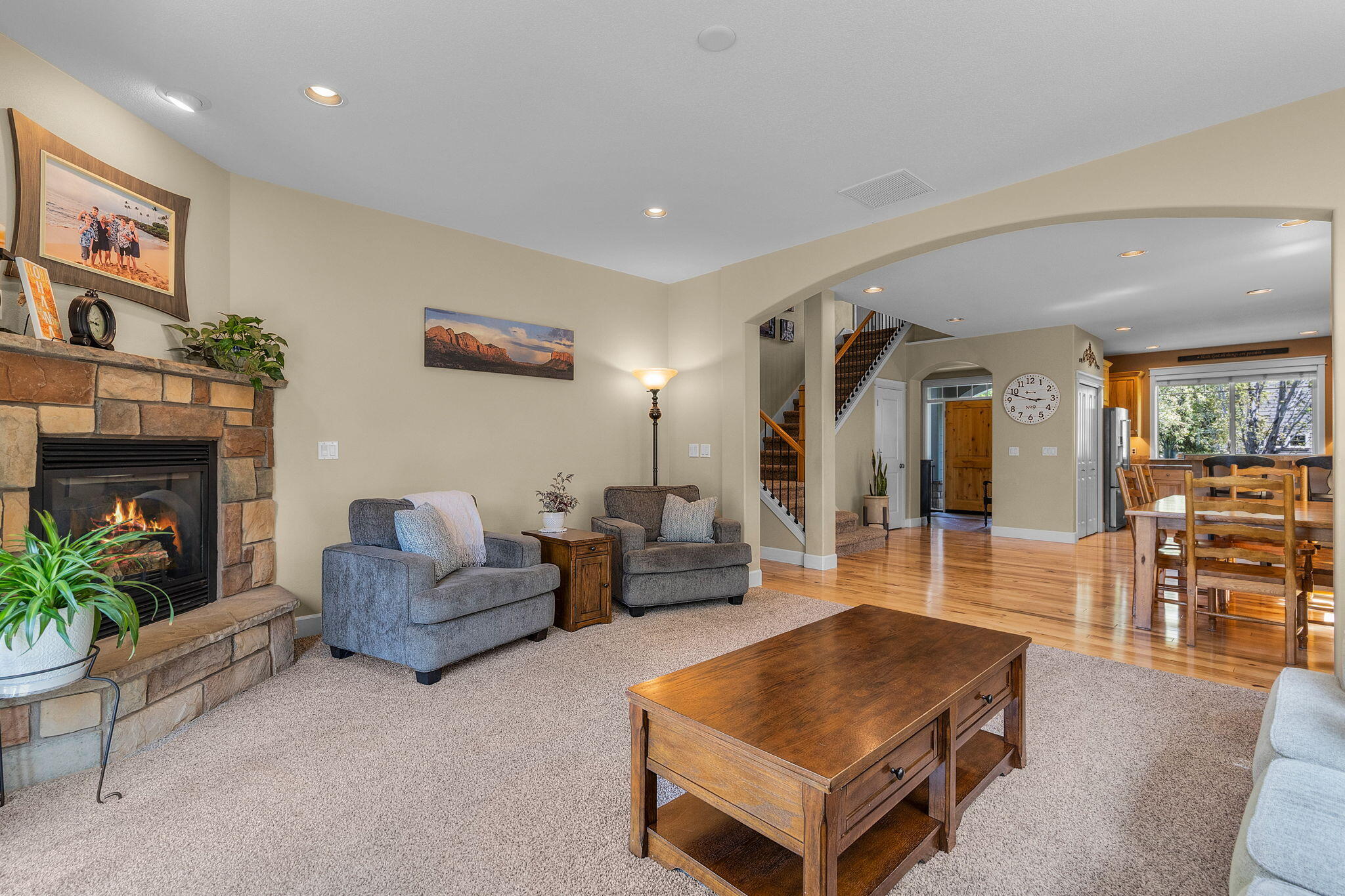 Lava Ridges - Residential