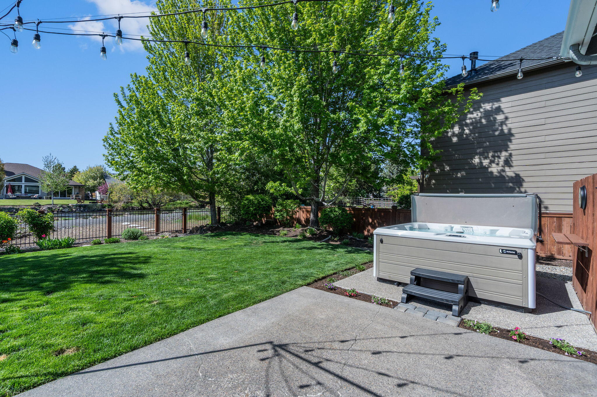 Lava Ridges - Residential