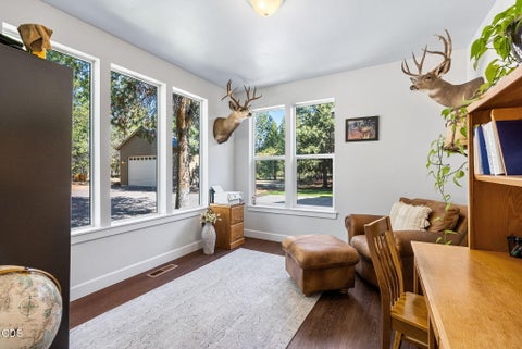 Tiny photo for 147853 Mabel Drive, La Pine, OR 97739 (MLS # 220226002)