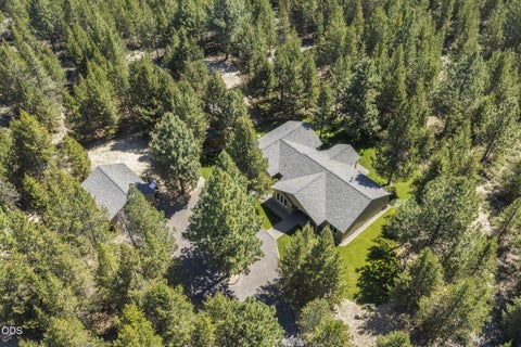 Tiny photo for 147853 Mabel Drive, La Pine, OR 97739 (MLS # 220226002)