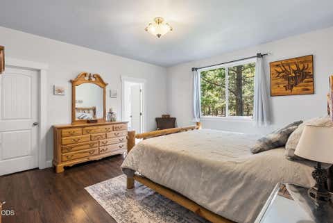 Tiny photo for 147853 Mabel Drive, La Pine, OR 97739 (MLS # 220226002)