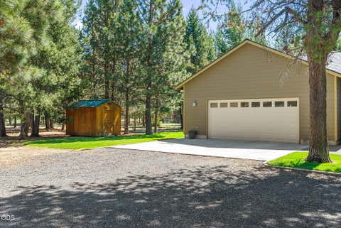 Tiny photo for 147853 Mabel Drive, La Pine, OR 97739 (MLS # 220226002)