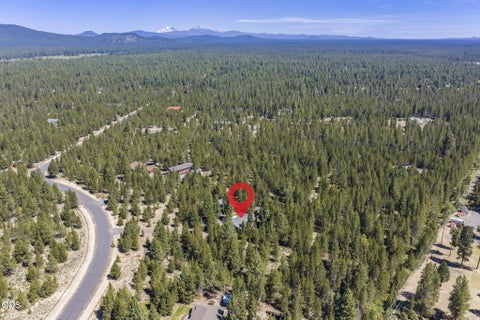 Tiny photo for 147853 Mabel Drive, La Pine, OR 97739 (MLS # 220226002)