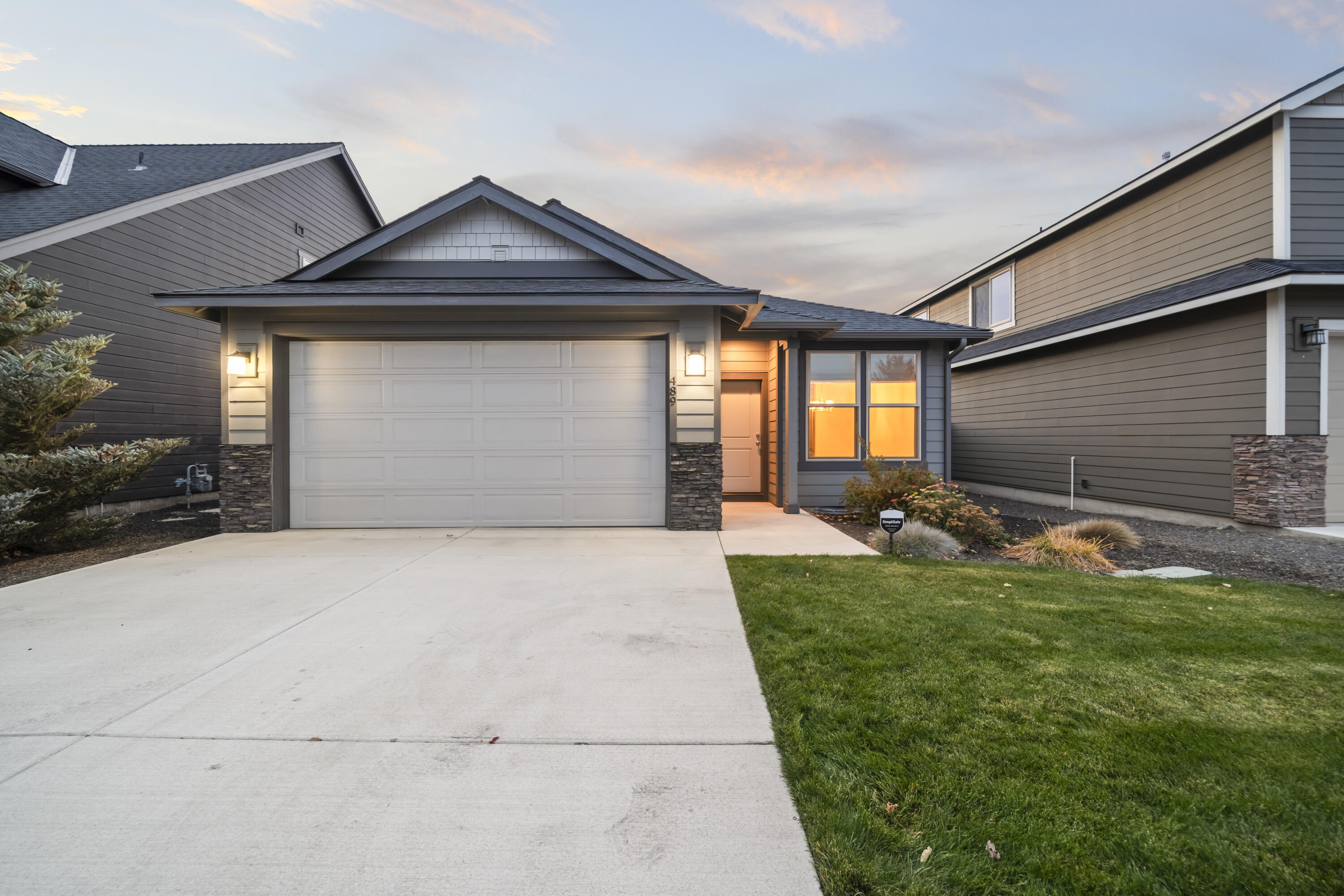 Fieldstone Crossing - Residential