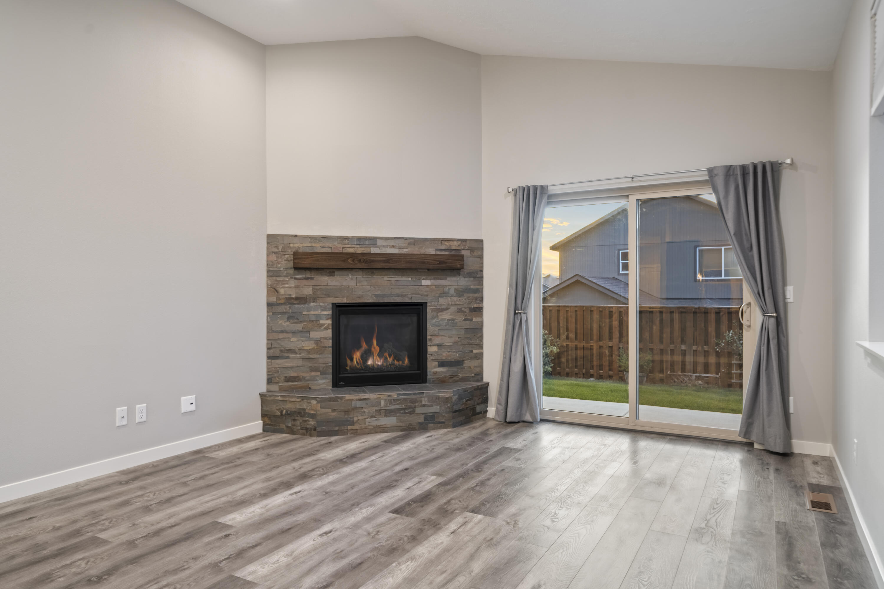 Fieldstone Crossing - Residential