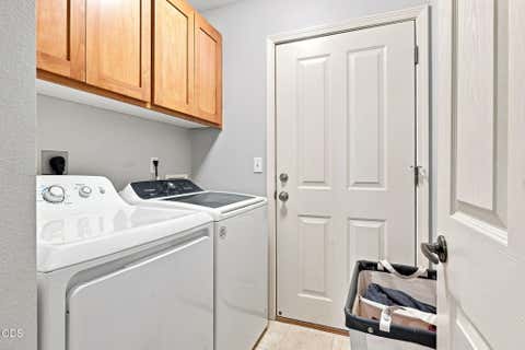 Tiny photo for 3460 Poppywoods Drive, Medford, OR 97504 (MLS # 220226876)