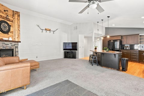 Tiny photo for 3460 Poppywoods Drive, Medford, OR 97504 (MLS # 220226876)