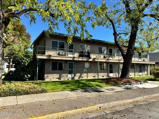 302 SE K ST, GRANTS PASS, OR 97526 - Image dea4b3f42e30a51f4c626a738c72991b/1684995421