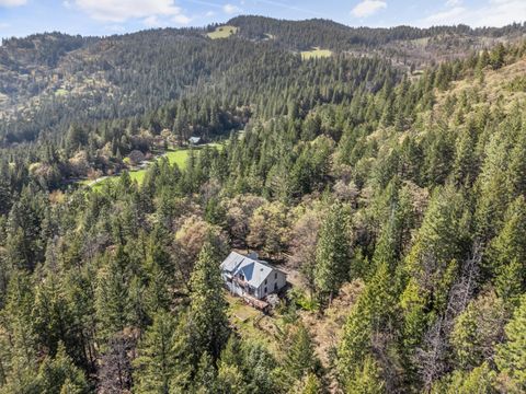 827 Tyler Creek Road Ashland OR 97520