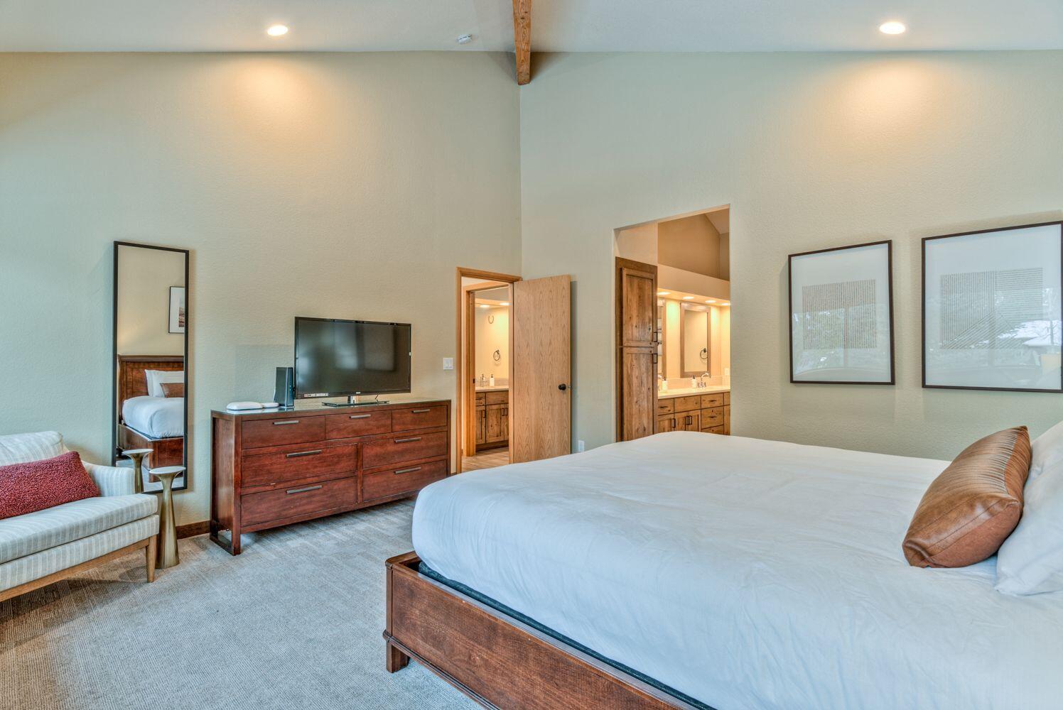 Fairway Point Villag - Residential