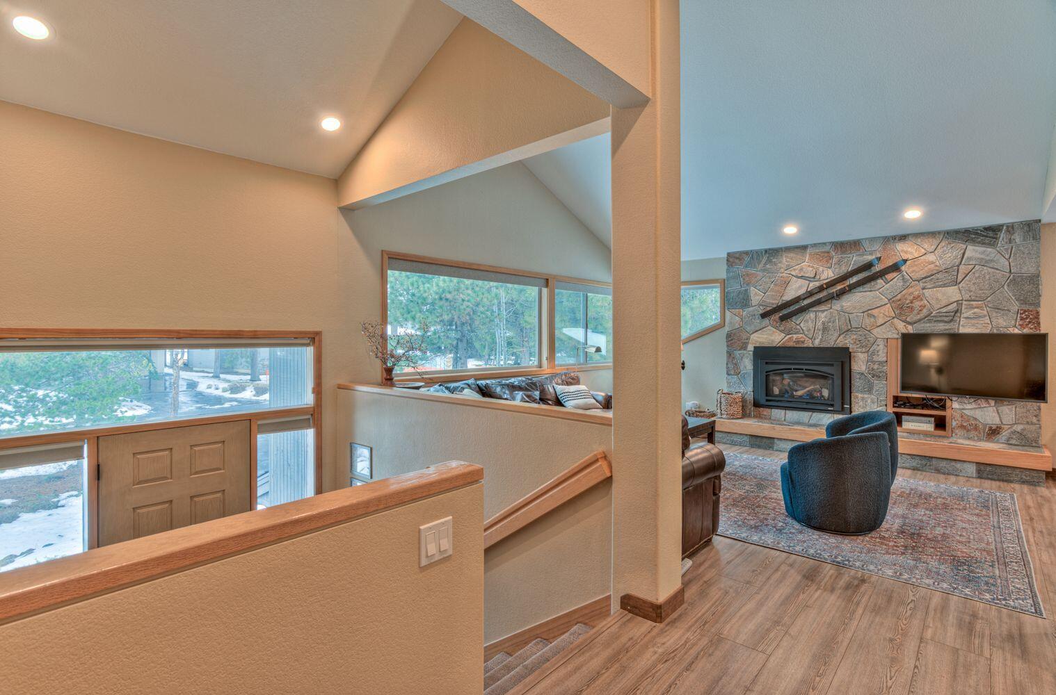 Fairway Point Villag - Residential