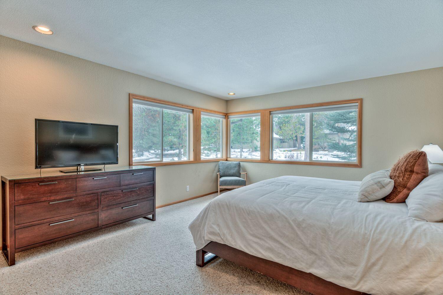 Fairway Point Villag - Residential