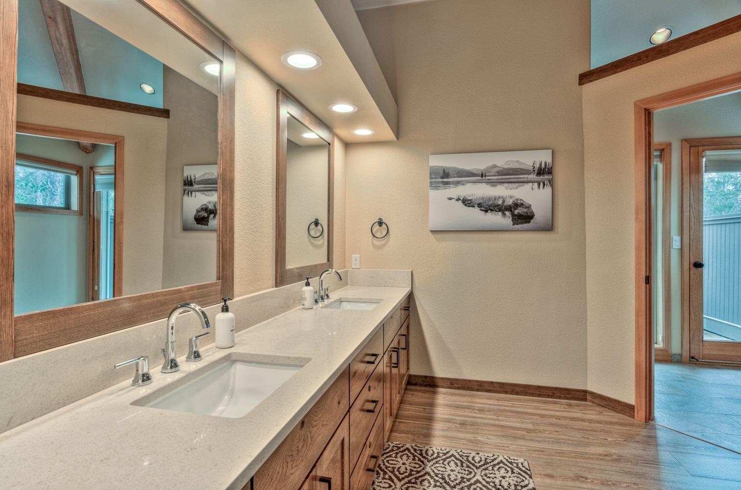 Fairway Point Villag - Residential